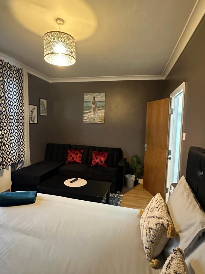 Beautiful Studio Apartment No4 Forest Road 伦敦 外观 照片